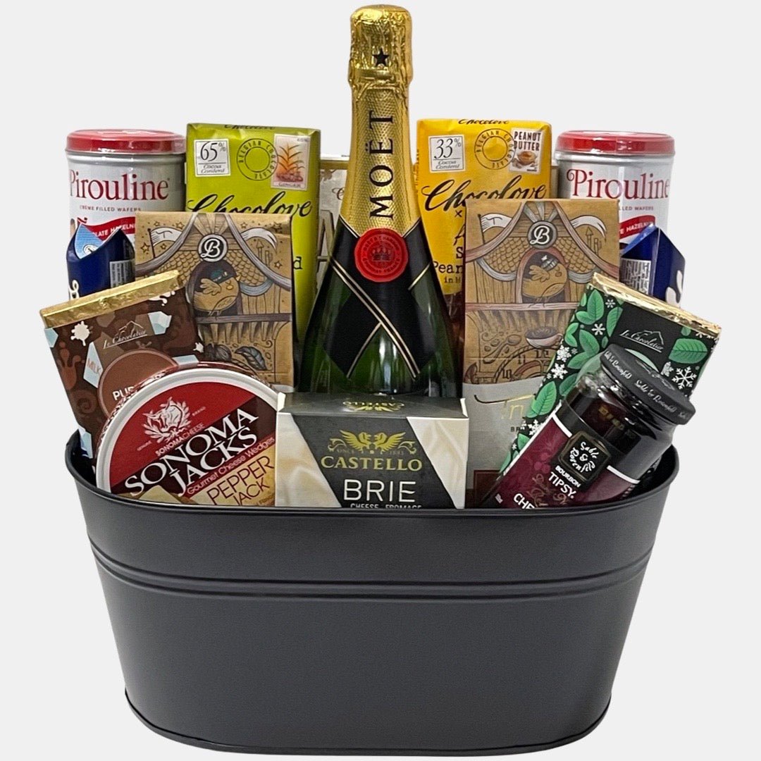 Champagne Gift Basket: Champagne Royale
